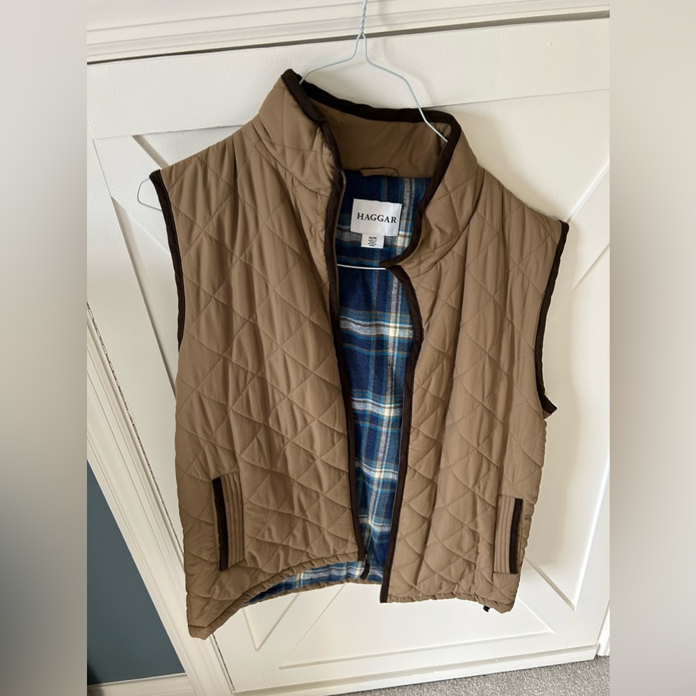 Brown men’s quilted vest